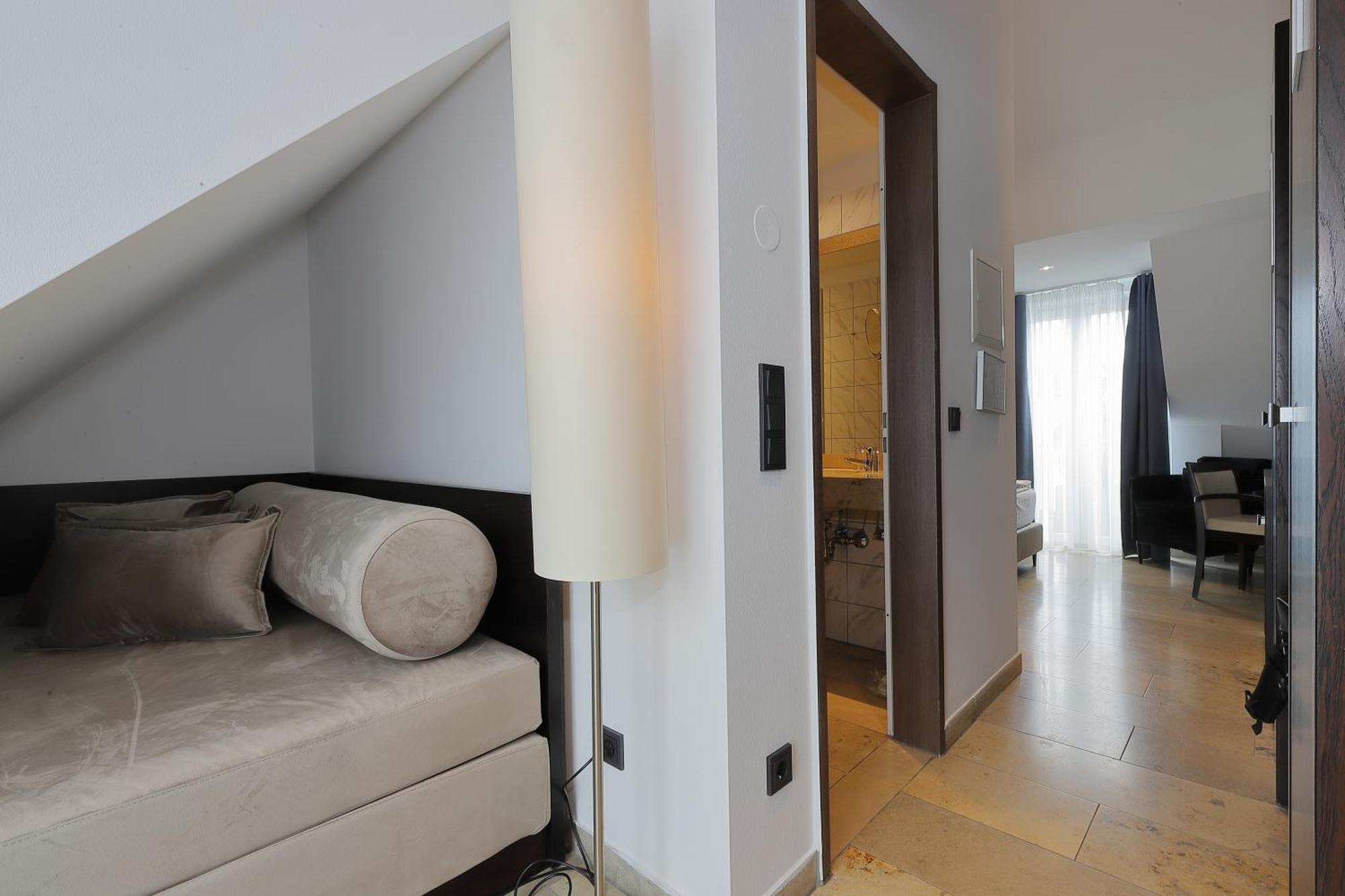 Devin Art Hotel Düsseldorf Eksteriør billede